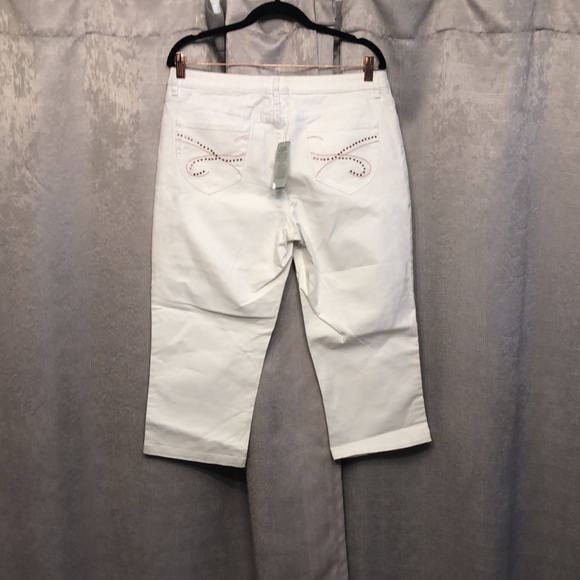 Cache’ capri pants - Picture 4 of 6